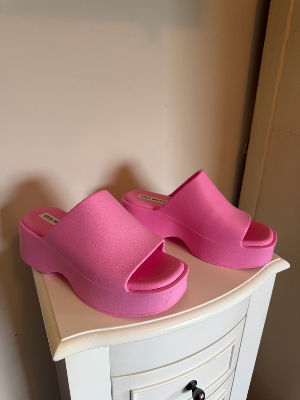 Steve Madden Hot Pink Platform Slide Sandals